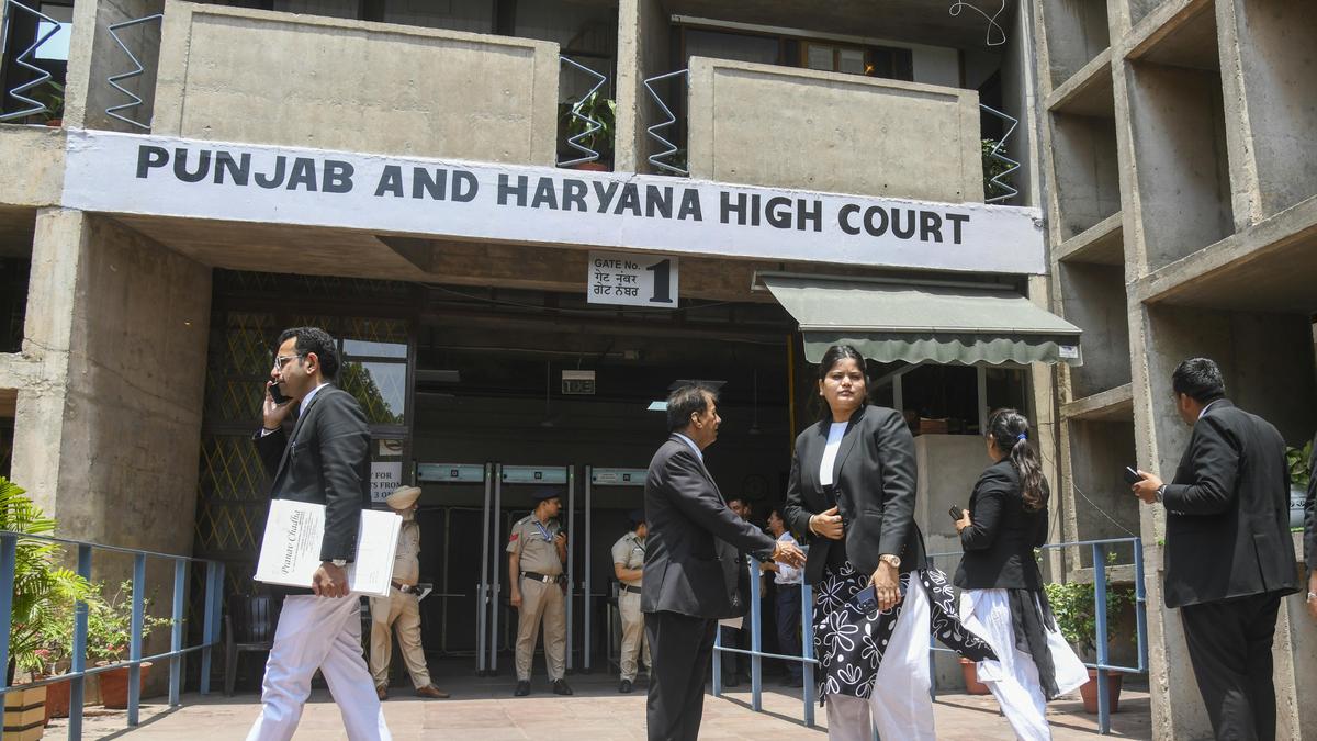 Punjab and Haryana High Court suspends former CBI Court special judge