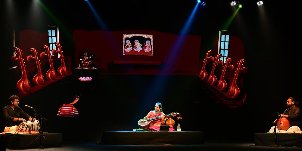 Jayanthi with Giridhar Udupa on the ghatam and Pramath Kiran on the morsing and the tabla  