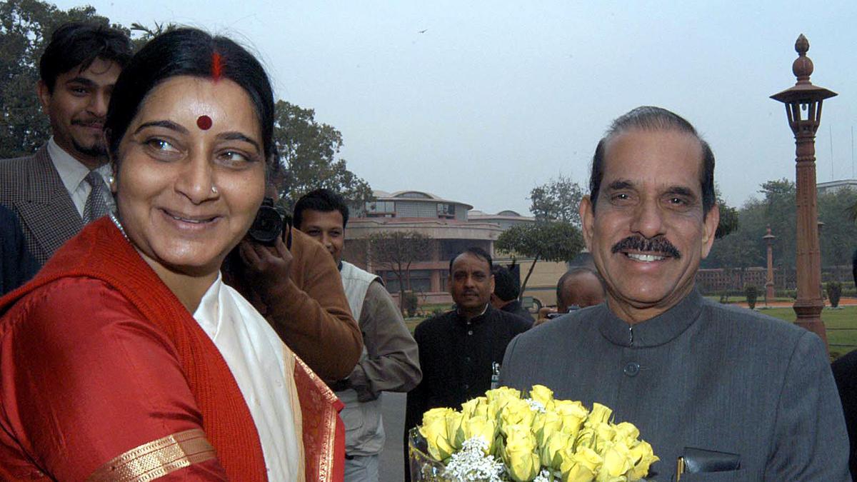 Former Maharashtra CM, ex-Lok Sabha speaker, and Shiv Sena stalwart Manohar Joshi passes away at 86