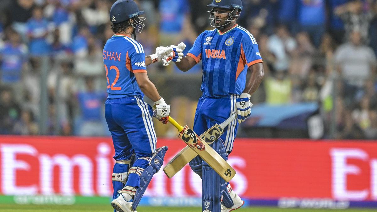 IND vs ENG T20 World Cup semi-final LIVE: England loses early wicket, Salt removed by Hardik