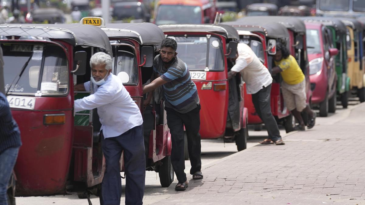 Auto-rickshaw driver dies in petrol queue as energy crisis worsens in Sri Lanka