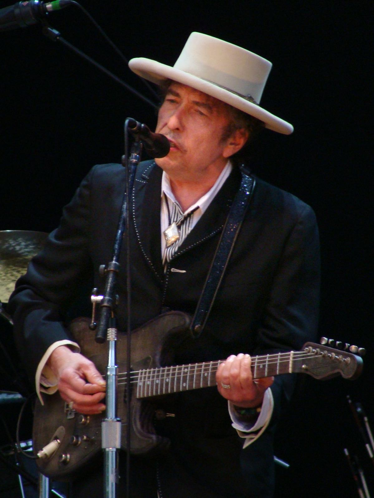 Bob Dylan, onstage in Vitoria-Gasteiz, at the Azkena Rock Festival.