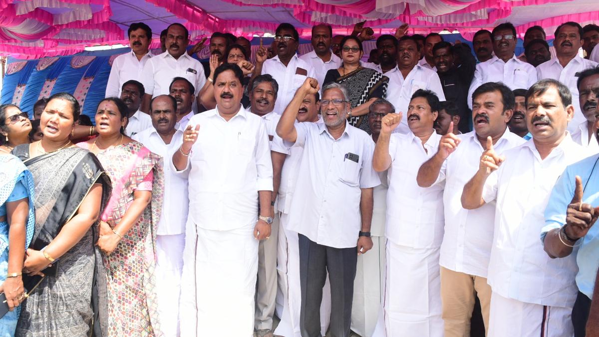 CPI(M) leads protests alleging assault on cooperative federalism