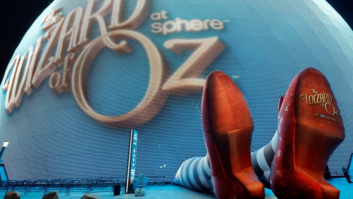 AI-enhanced, immersive ‘Wizard of Oz’ debuts in Las Vegas