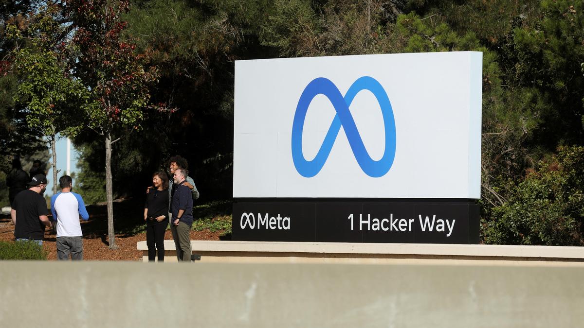 U.S. jury begins deliberations in landmark New Mexico trial over Meta risk to children