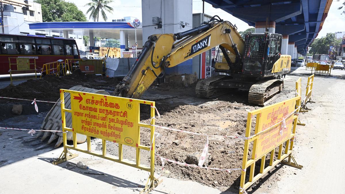 Prolonged UGD works disrupt traffic at Ramanathapuram in Coimbatore