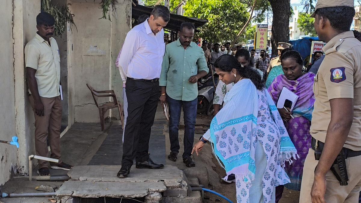 Asra Garg-led Special Investigation Team  begins its probe into the Karur stampede