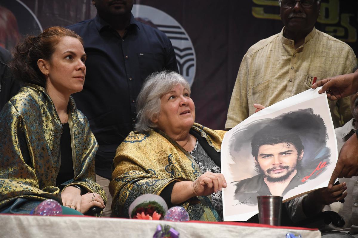 Left parties in Telangana felicitate daughter of Ernesto 'Che' Guevara