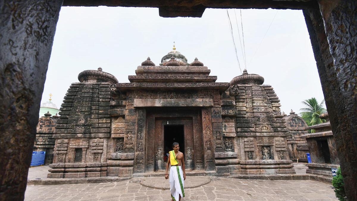 State government sanctions ₹1 crore fund for the development of Srimukhalingam temple