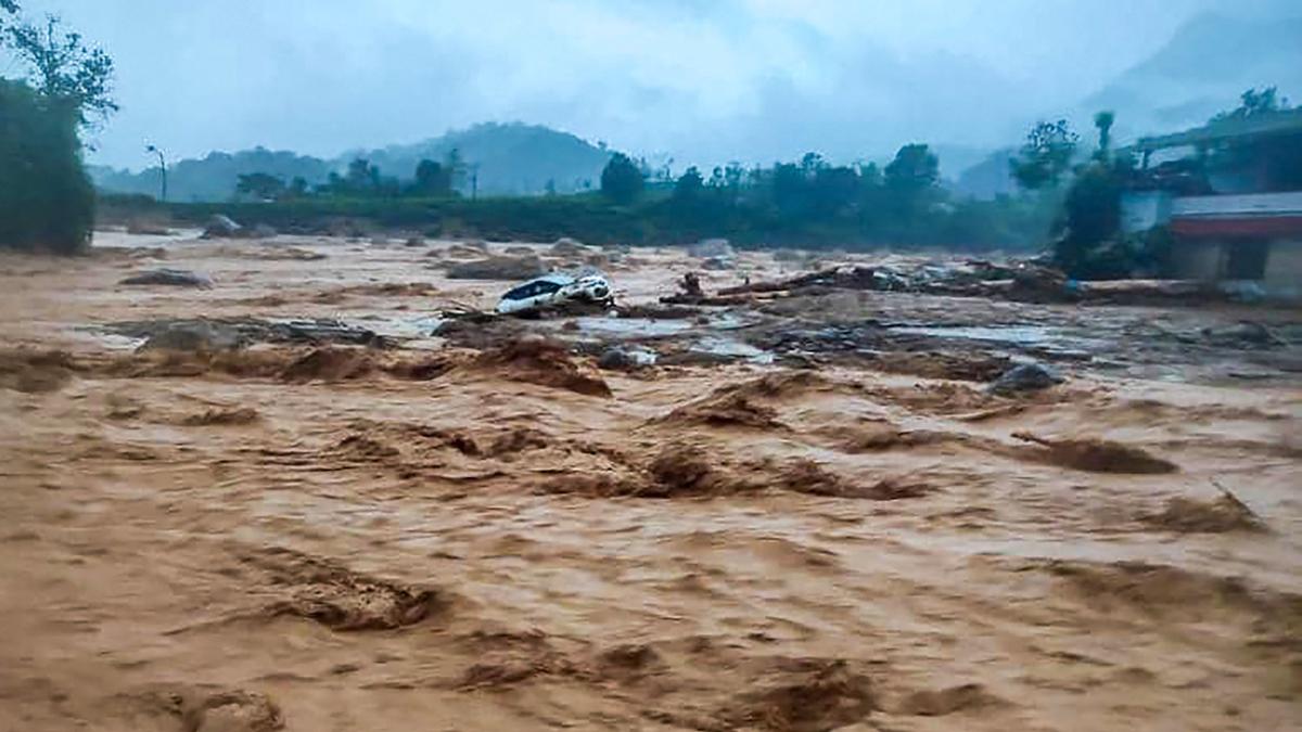 Warming of Arabian Sea linked to Wayanad landslides, says climate scientist