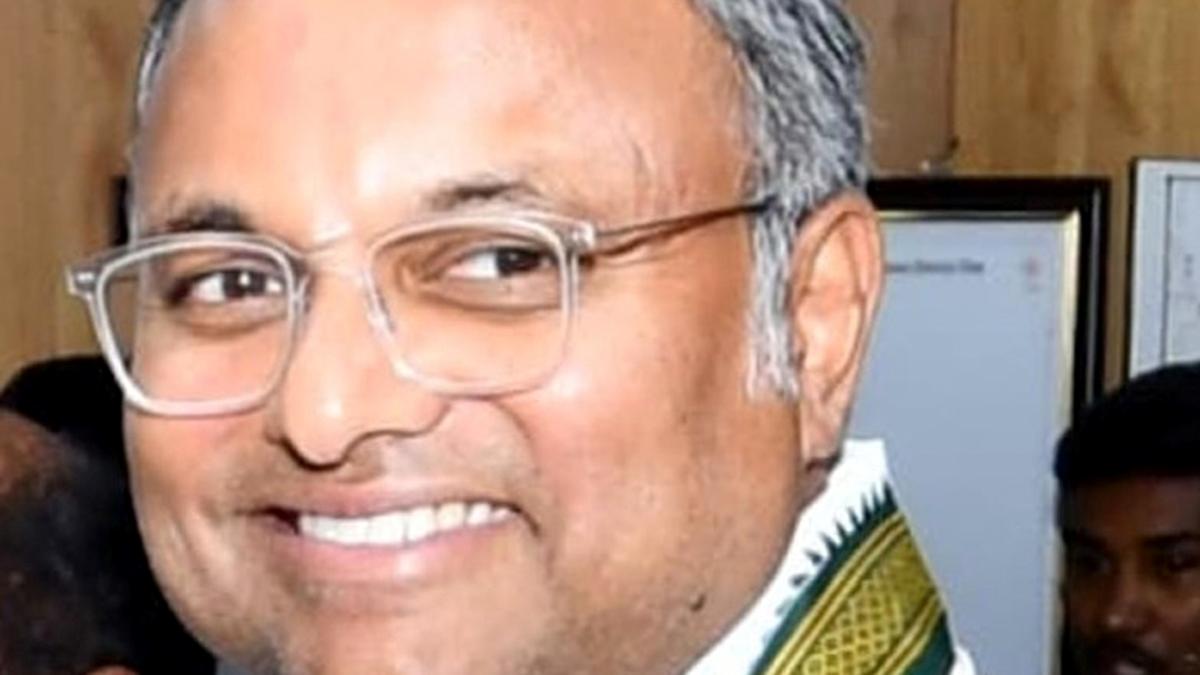 Lok Sabha polls | Candidates of all 3 major parties in Sivaganga are crorepatis, as per affidavits