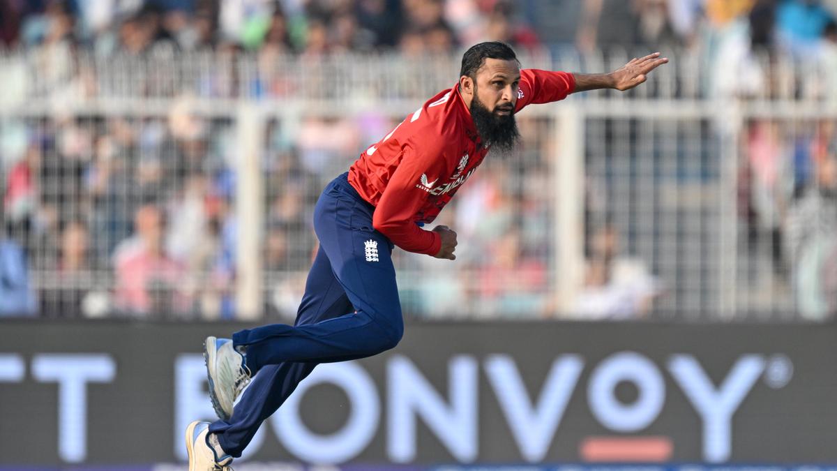 Piala Dunia T20: Inggris mengalahkan Skotlandia untuk 152