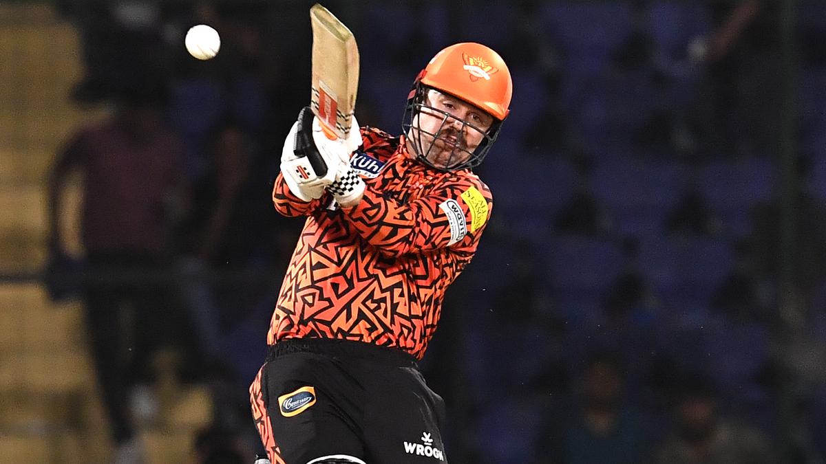 IPL-17: DC vs SRH | Sunrisers Hyderabad batters turn on the heat as Delhi Capitals wilt