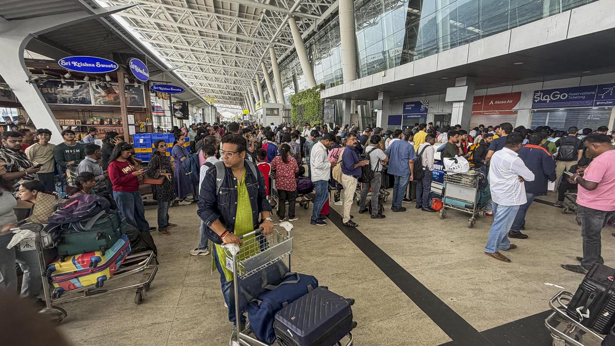 IndiGo flight cancellations LIVE: IndiGo flight disruptions enter day 5; passengers left in the lurch IndiGo flight cancellations LIVE: IndiGo flight disruptions enter day 5; passengers left in the lurch