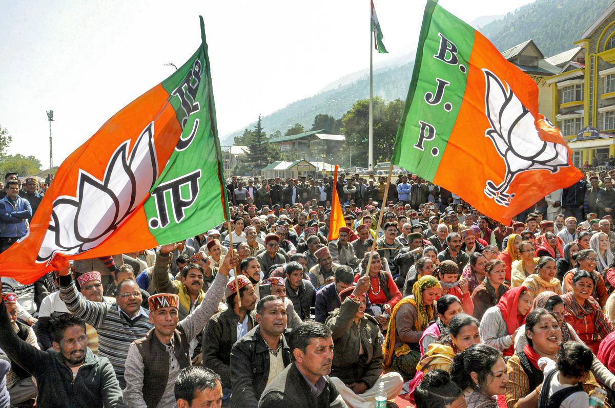 Himachal Pradesh Assembly poll | BJP suspends five rebel leaders, State unit vice-president among them