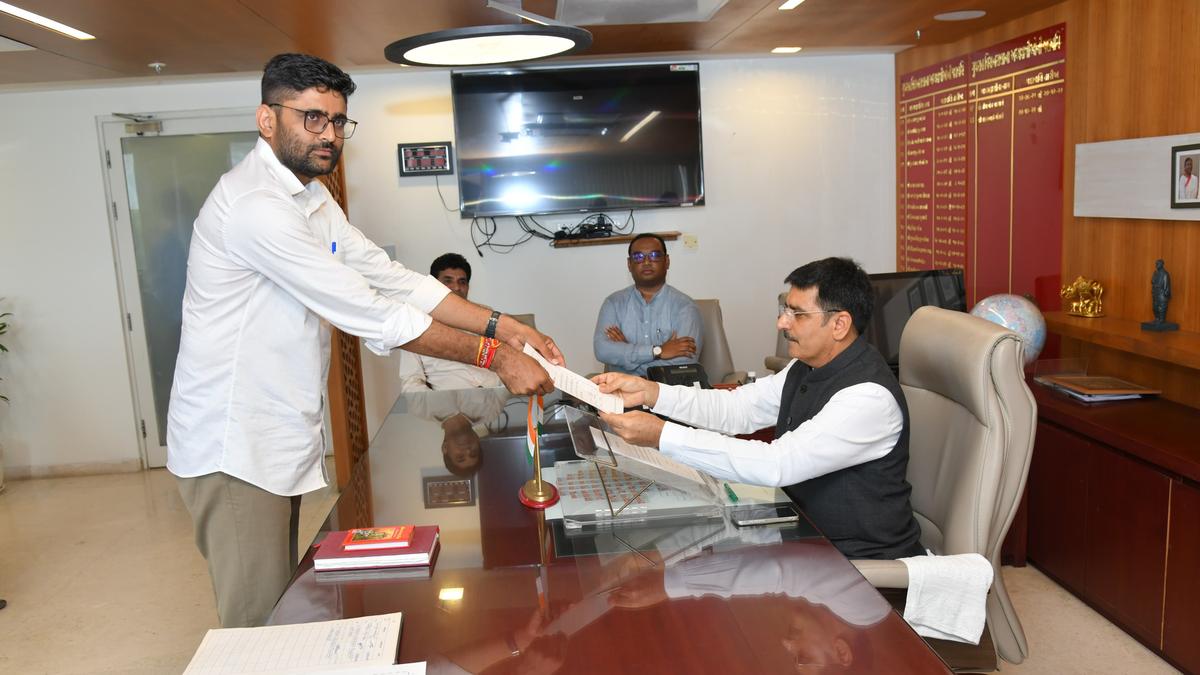 Newly-elected BJP, AAP MLAs take oath in Gujarat Assembly