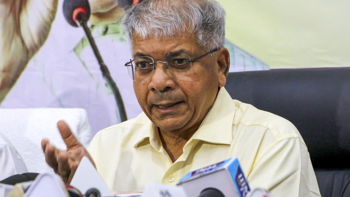 MVA’s Lok Sabha Seat-sharing: Prakash Ambedkar Demands Jarange-Patil Be ...