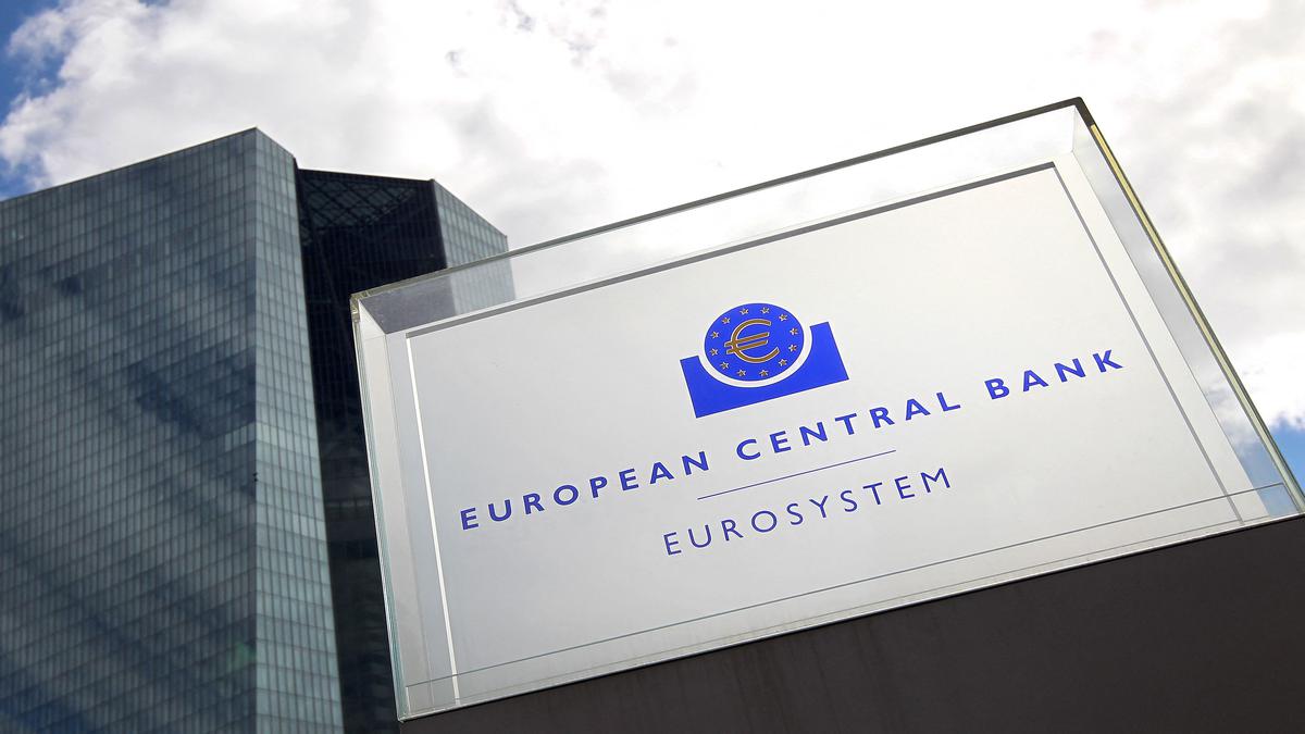 European Central Bank Raises Interest Rates By Unprecedented 75 Basis Points The Hindu 7835