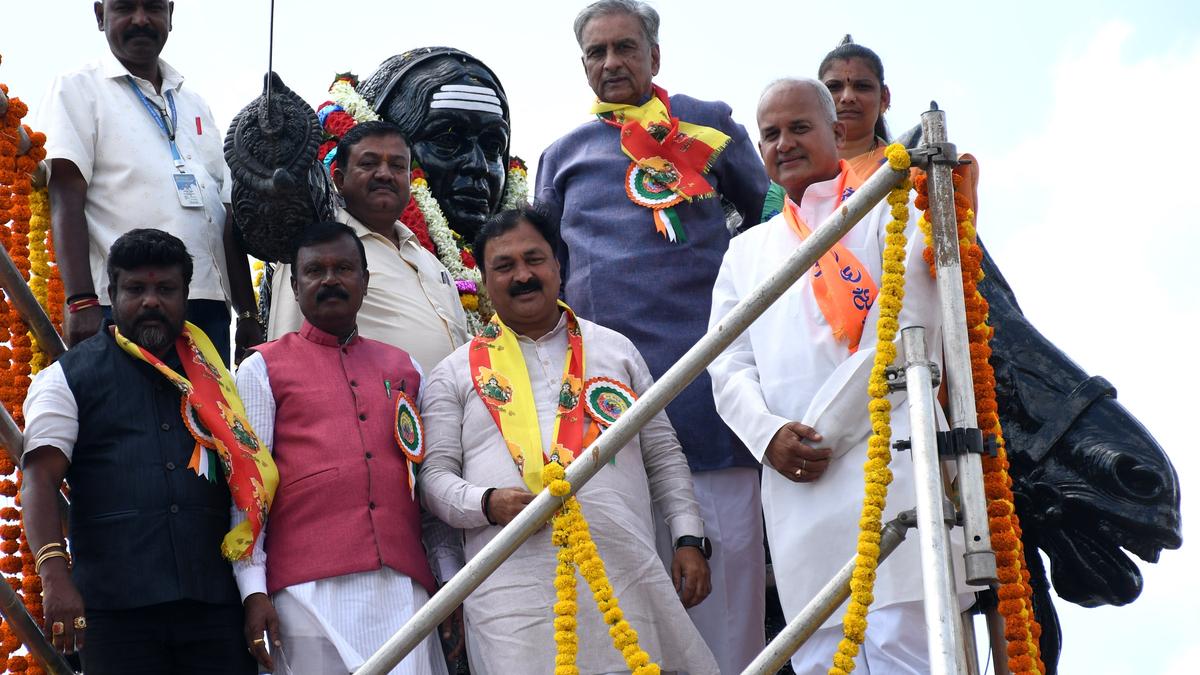 Several districts host programmes in honour of a valorous queen