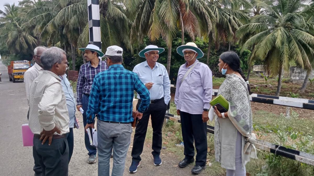 Inspection of electrified Virudhunagar-Sengottai section taken up