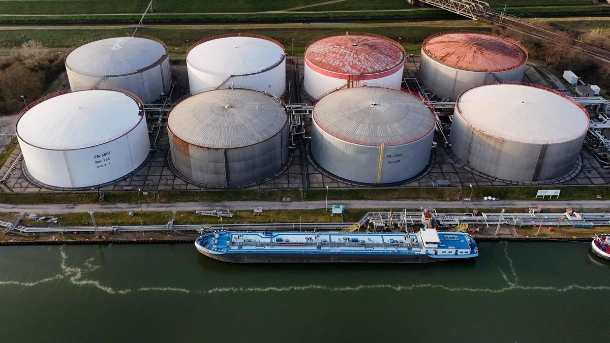 Germany, Japan to unblock oil reserves as G-7 stands ‘ready’ to act