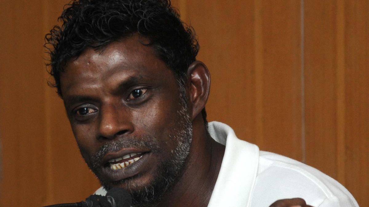 Malayalam actor Vinayakan arrested for drunk, disorderly behaviour; released later