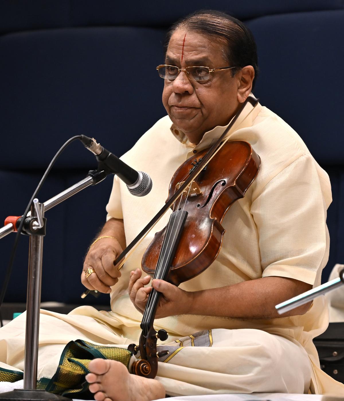 Nagai Muralidharan performed the tribute concert and recalled his association with Kalyanaraman. 