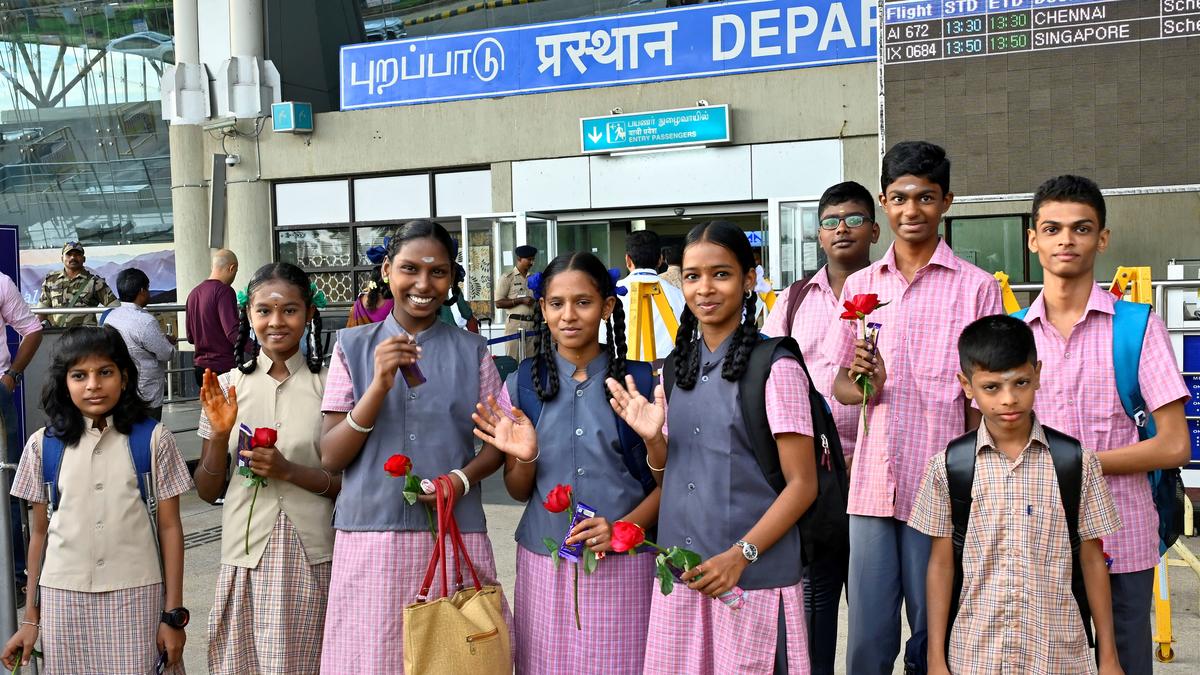 Nine students of Corporation schools fly to Chennai from Madurai
