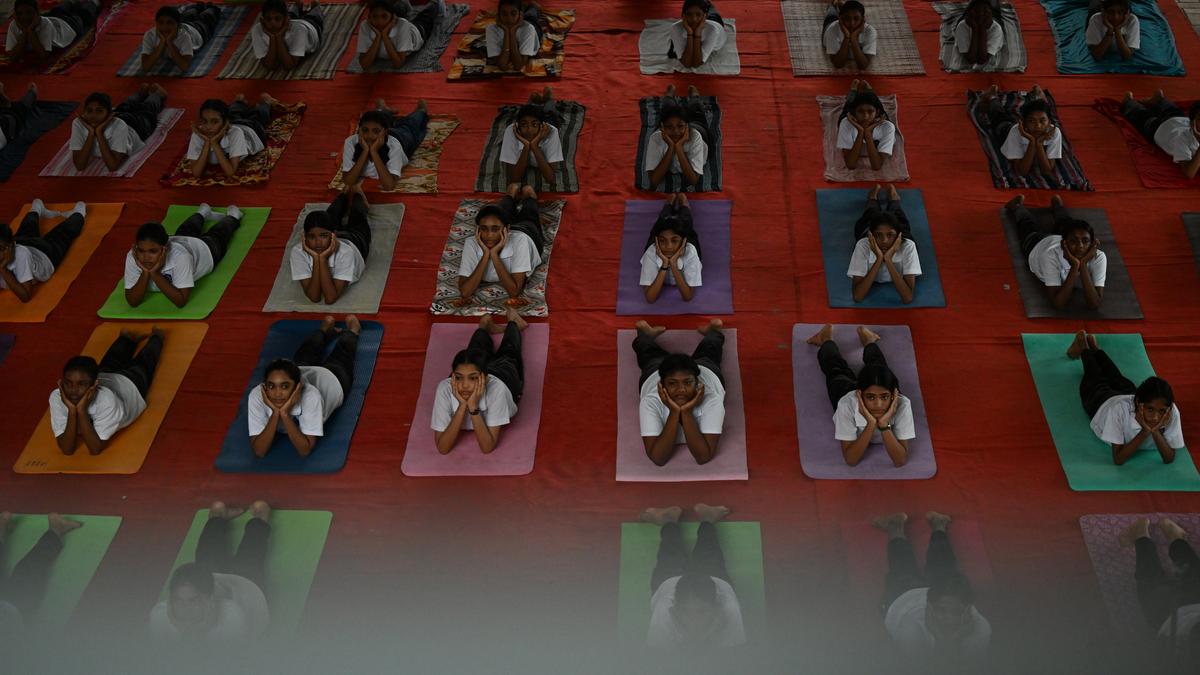 Senior citizens, children participate in Yoga Day events held in Kochi
