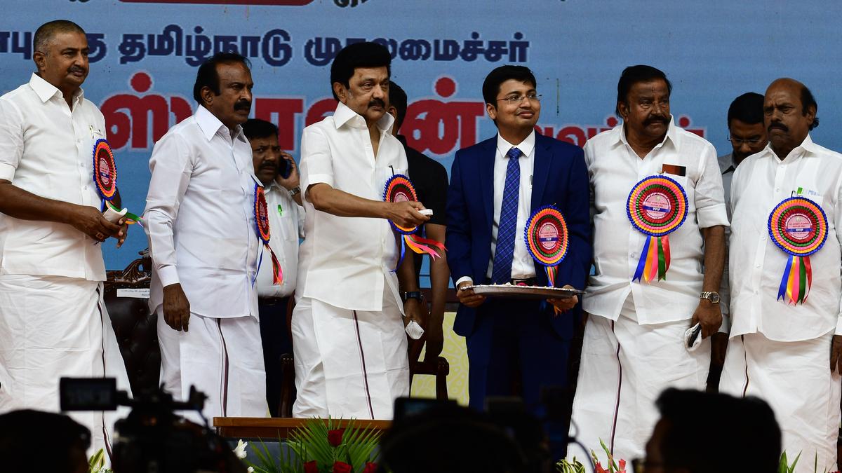 CM announces support measures for coconut farmers