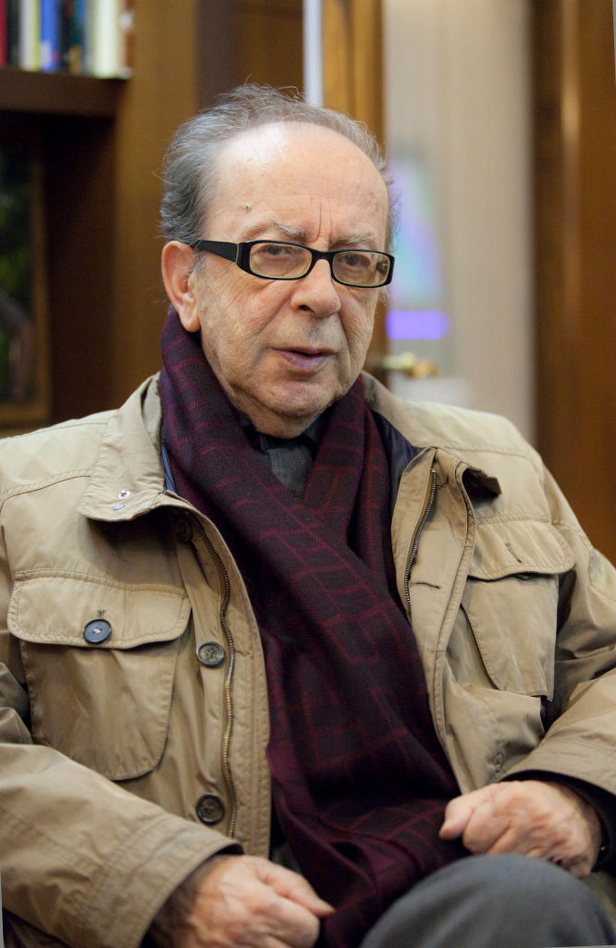 Author Ismail Kadare