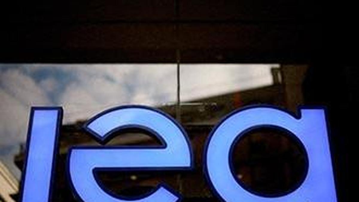 Emergency stockpile oil coming soon to Iran-wracked markets, IEA says