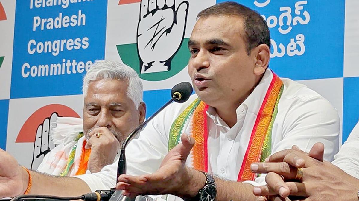 Congress MP Chamala criticises KTR for his comments on Maharashtra, Jharkhand elections 