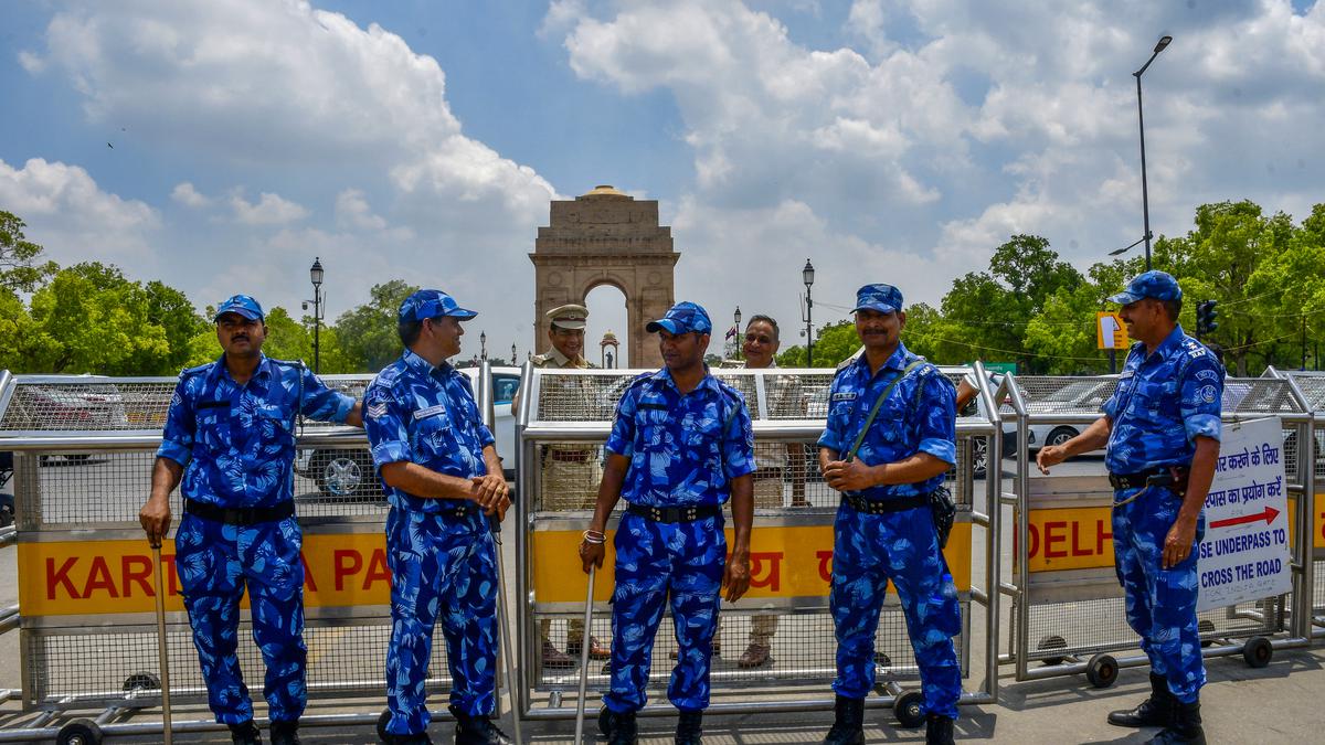 Wrestlers protest: Security tightened at Delhi borders ahead of demonstrations called by SKM