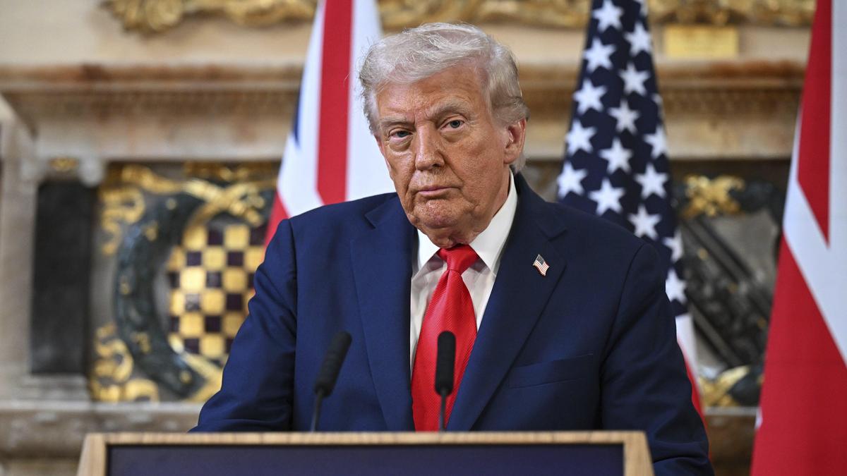 https://th-i.thgim.com/public/incoming/nvlc92/article70067393.ece/alternates/LANDSCAPE_1200/Trump_Britain_44318.jpg