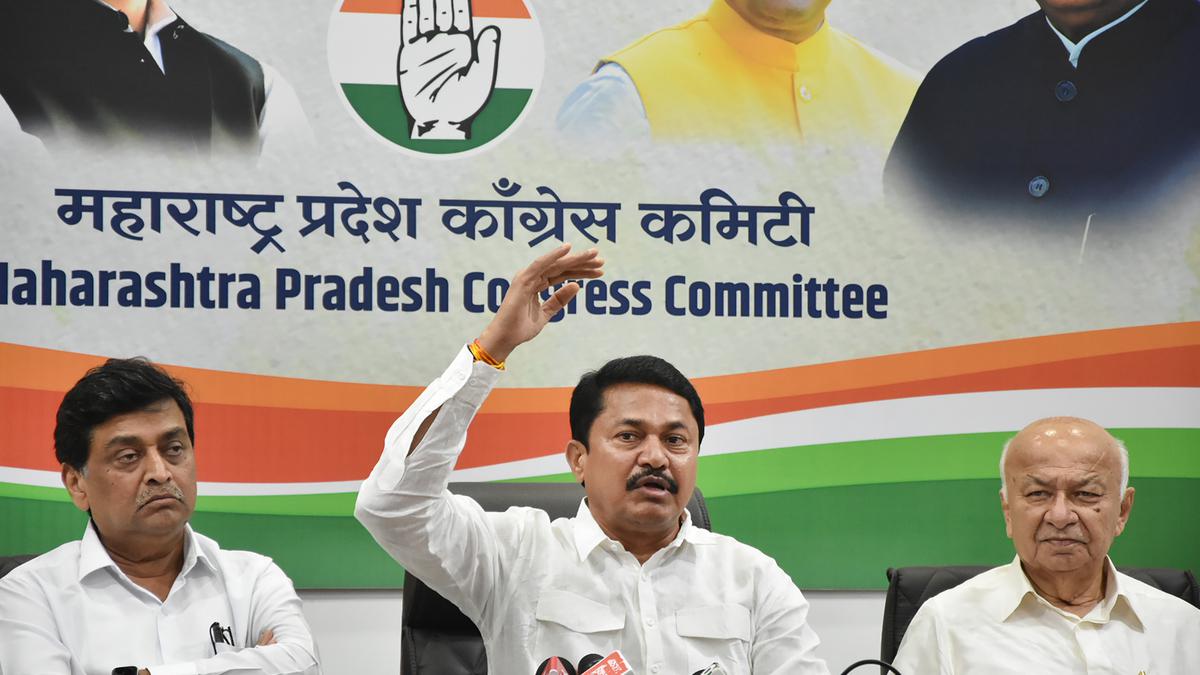 Maharashtra Congress Takes Stock Of Ls Seats To Review Mumbai