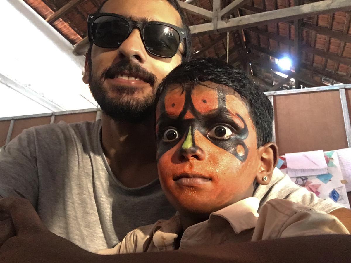 Littil Swayamp with Prayag, the child actor, of ‘Navarasam’.