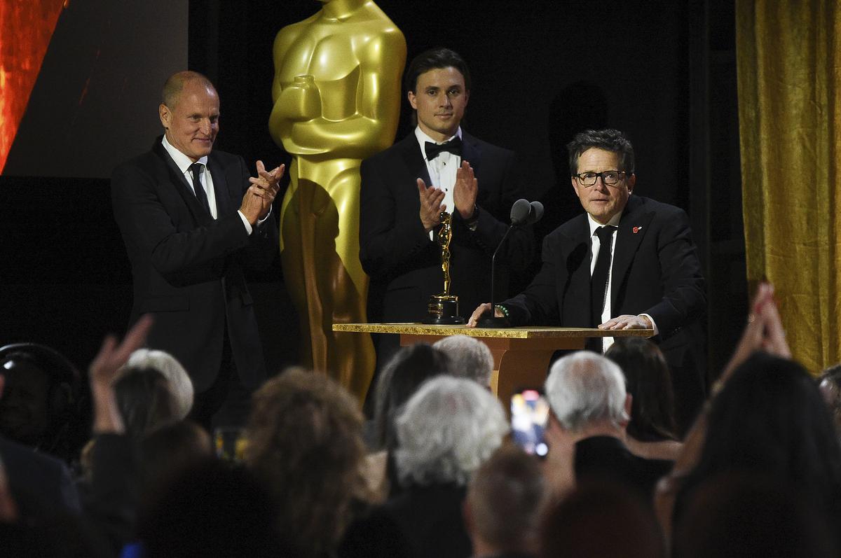 Actor Michael J. Fox accepts honorary Oscar for Parkinson's advocacy