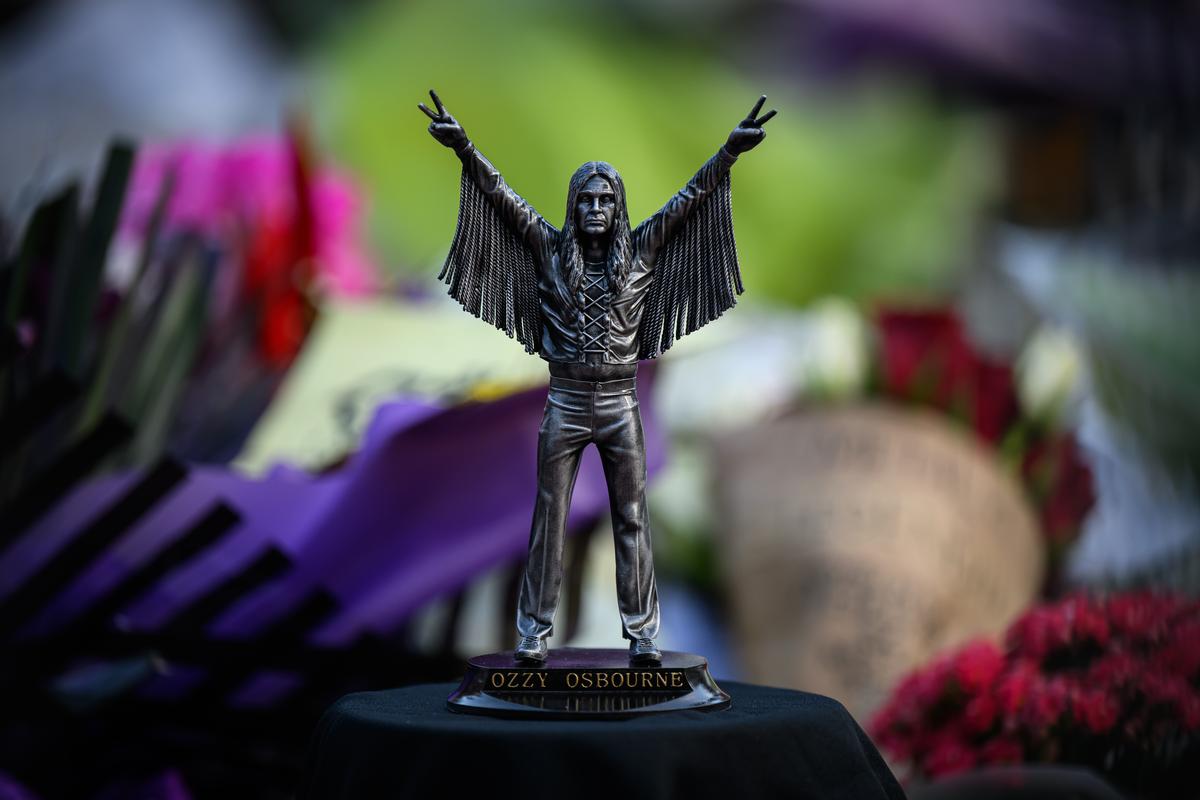 BIRMINGHAM, ENGLAND - JULY 30: Tributes are left prior Ozzy Osbourne’s funeral cortege is set to travel through his home city of Birmingham on July 30, 2025 in Birmingham, England. BIRMINGHAM, ENGLAND - JULY 30: Tributes are left prior Ozzy Osbourne’s funeral cortege is set to travel through his home city of Birmingham on July 30, 2025 in Birmingham, England.