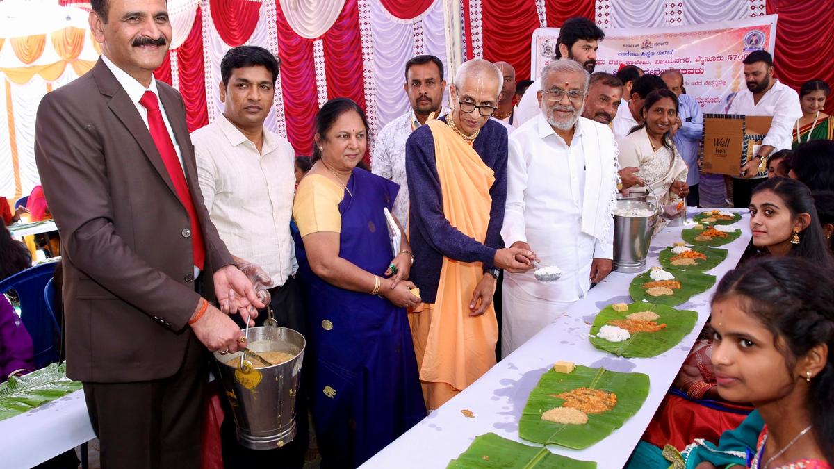 Midday meal scheme launched for college students