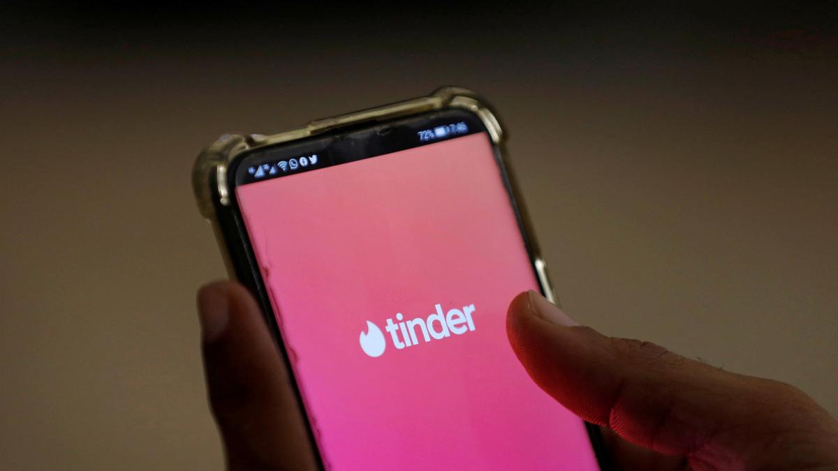Tinder, Hinge and other dating apps encourage 'compulsive' use, lawsuit claims