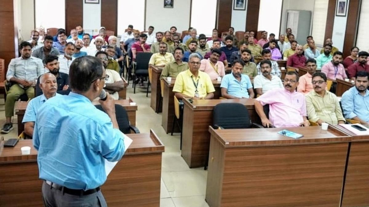 Police ask educational institutions to ensure safety of students travelling in school vehicles