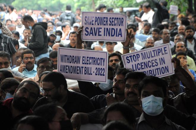 
Explained | Why is there uproar over the Electricity (Amendment) Bill, 2022?
