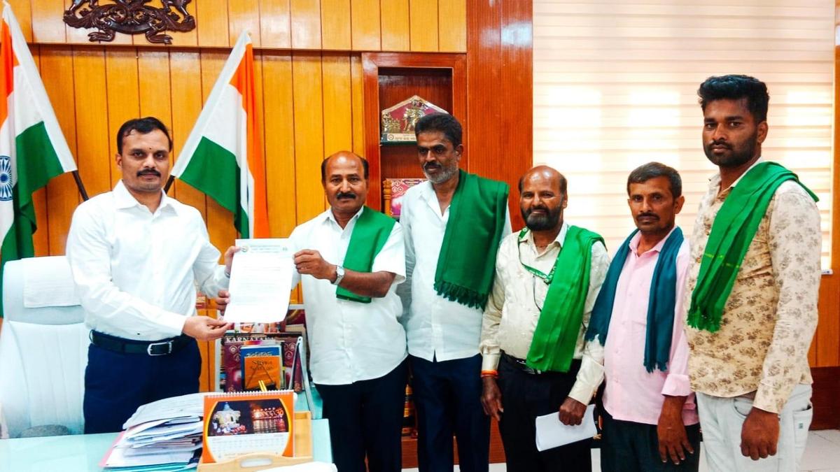 Farmers’ body petitions President, seeks MSP law