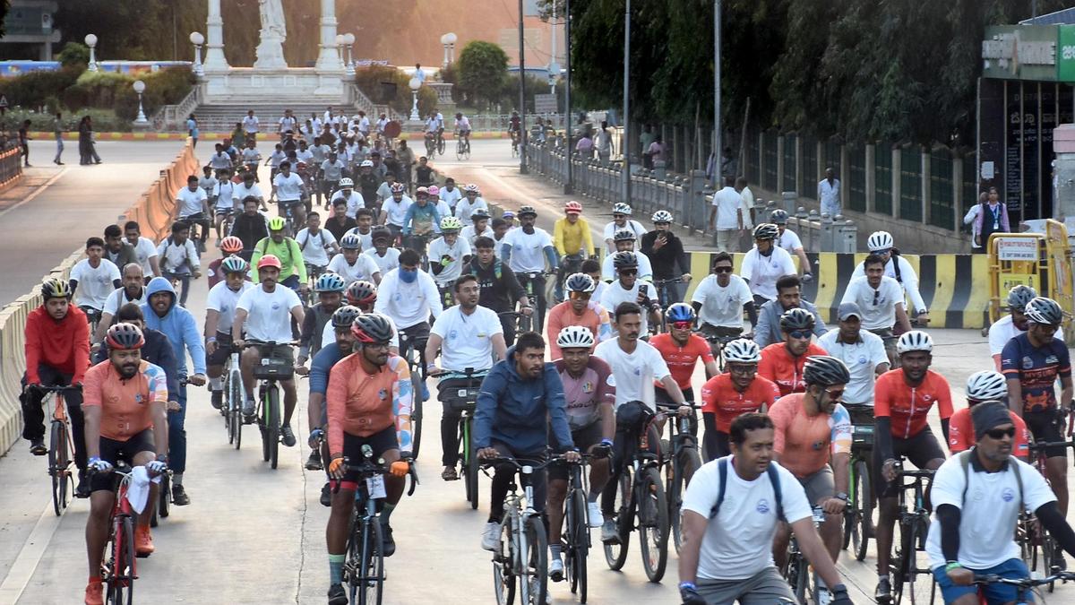 Cyclothon held in Mysuru to boost Swachh rankings’ awareness