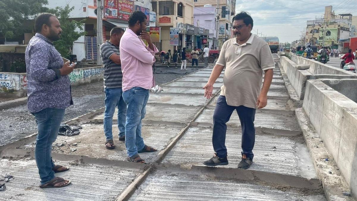 Officials told to ensure quality and timely completion of road, drain works in Guntur