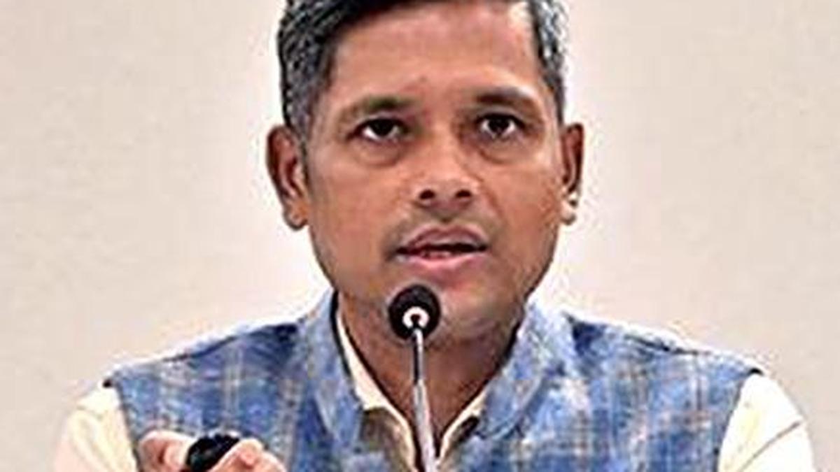 Chief Electoral Officer (Kerala) Rathan U. Kelkar appointed Secretary to Chief Minister V.D. Satheesan