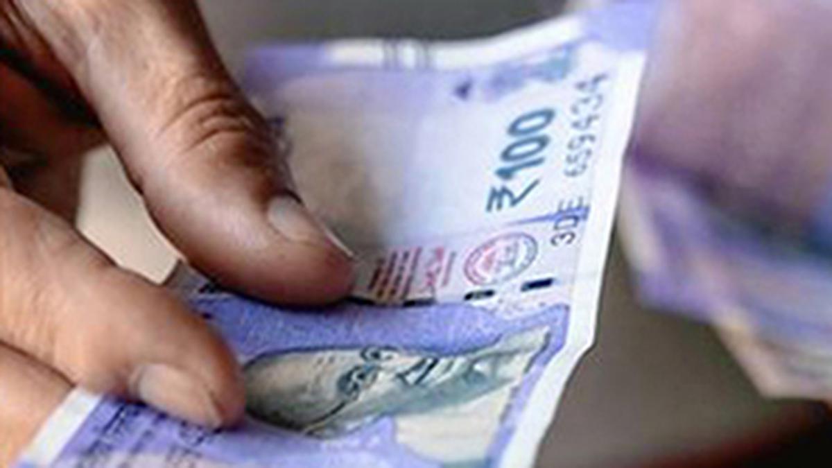 Indian rupee hits record low on CAD concerns