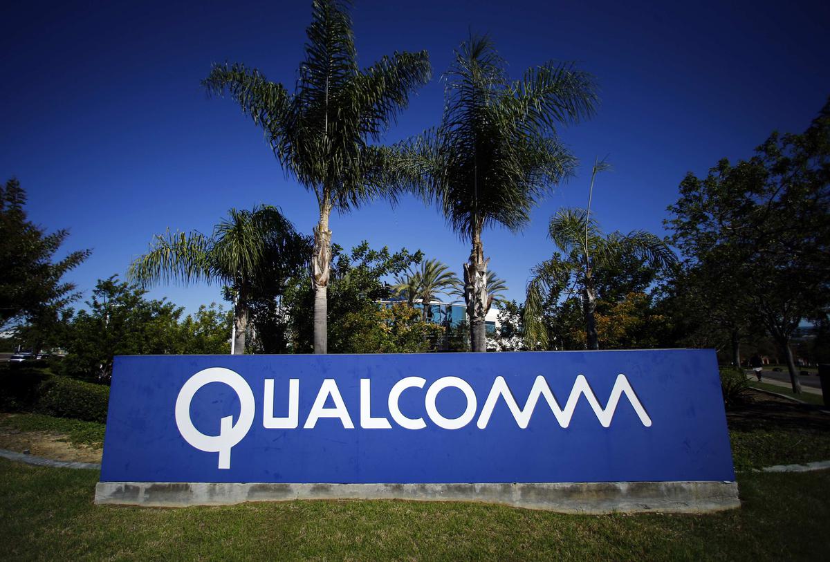 Qualcomm predicts “ low double-digit drop” in phone sales in 2022