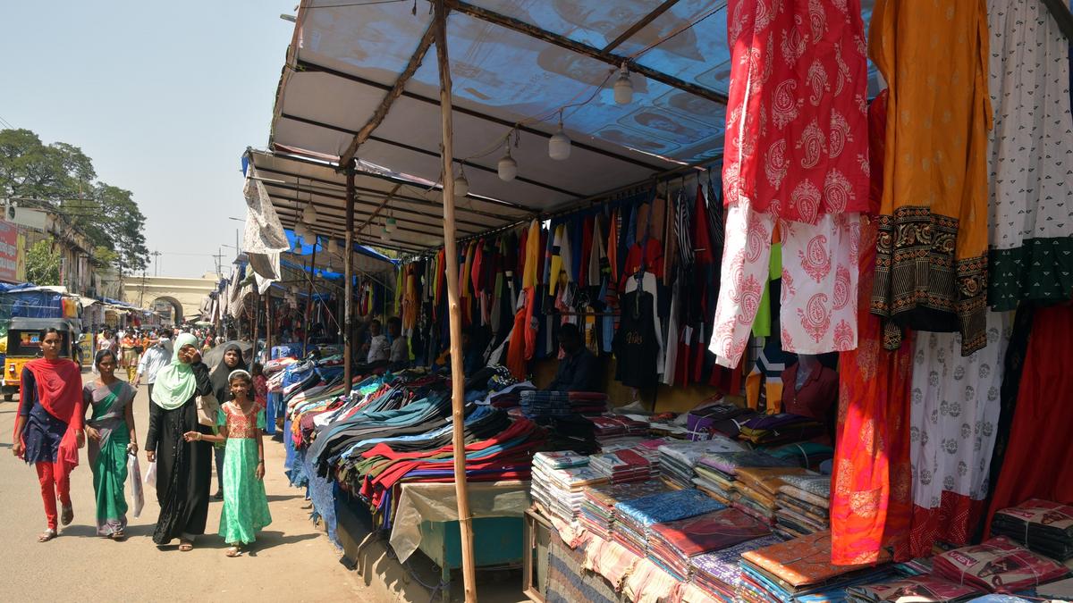 Tiruchi Corporation to complete street vendors survey soon